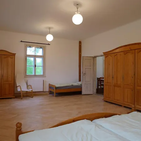 Apartmán škola Kačerov *